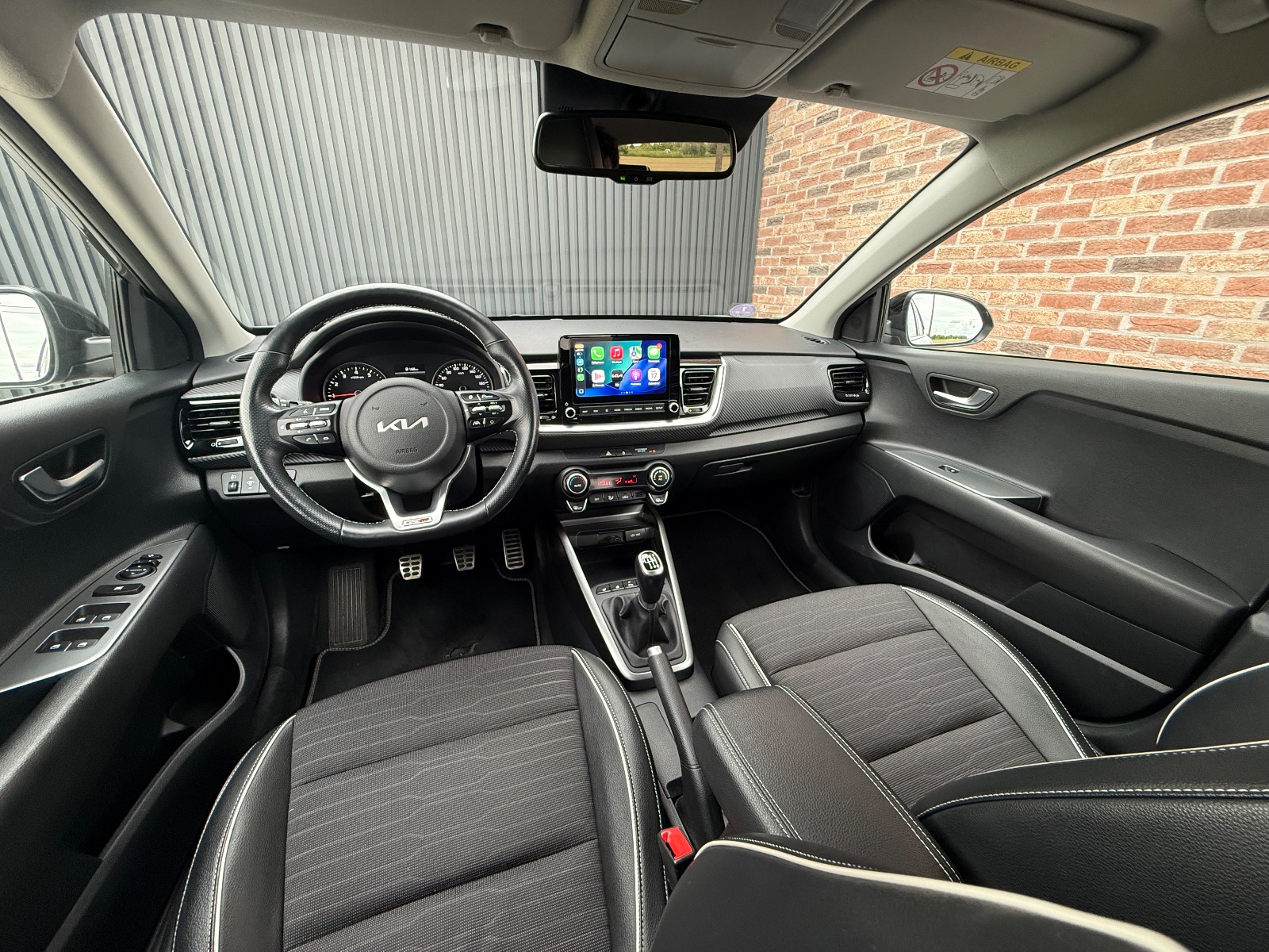 Kia Stonic GT-Line (2023) - photo 4