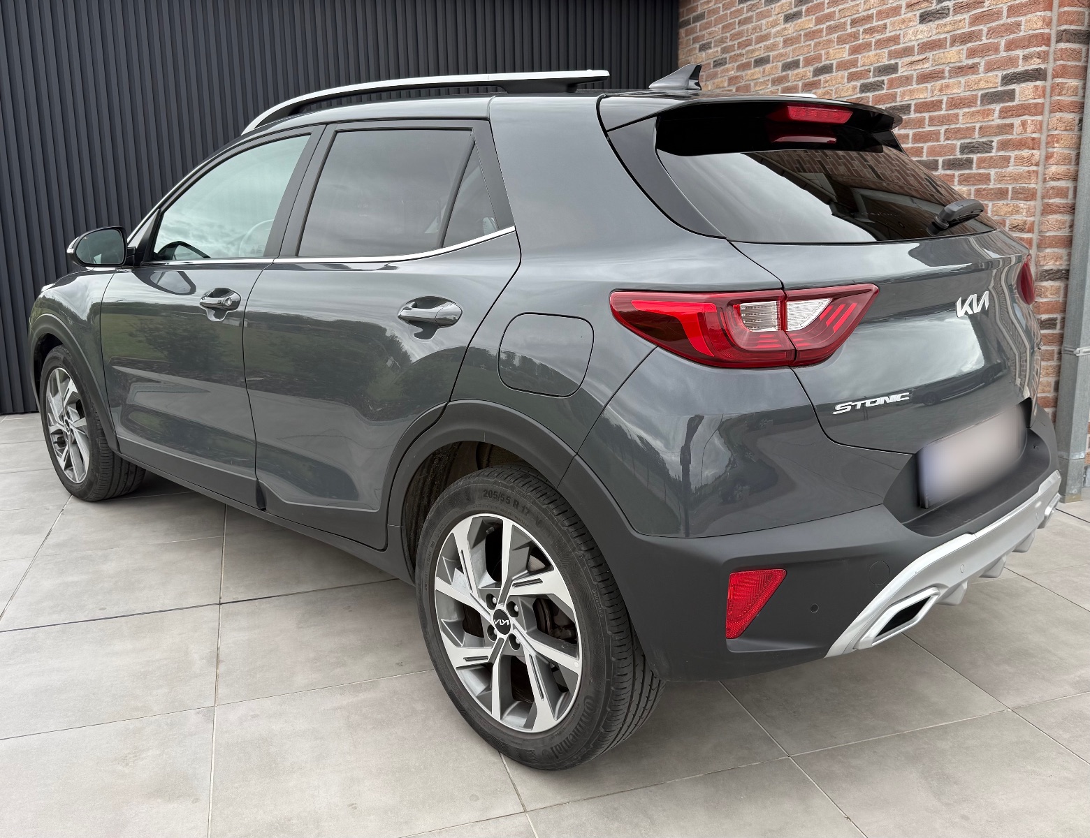 Kia Stonic GT-Line (2023) - photo 3