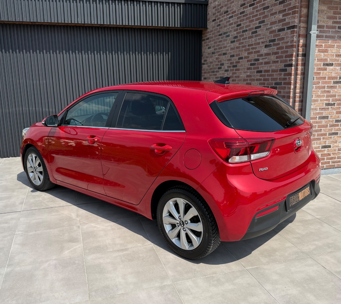 Kia Rio Gt-line (2021) - photo 3
