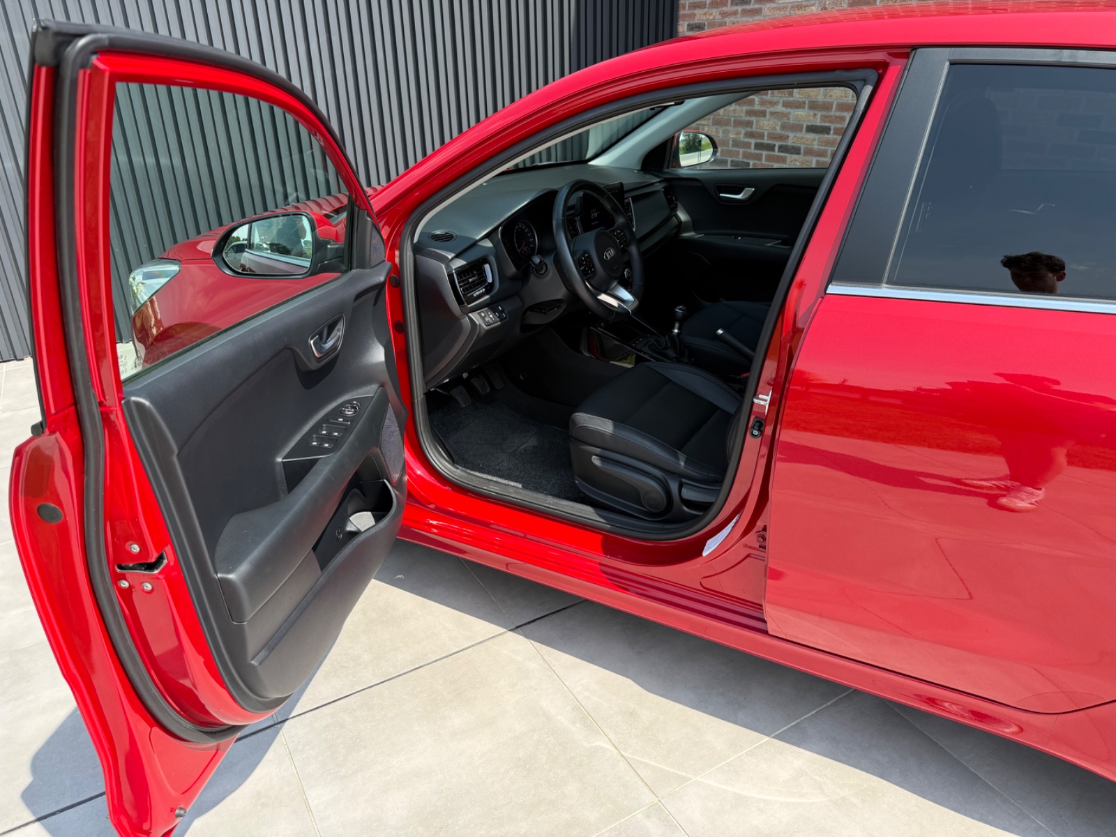 Kia Rio Gt-line (2021) - photo 4