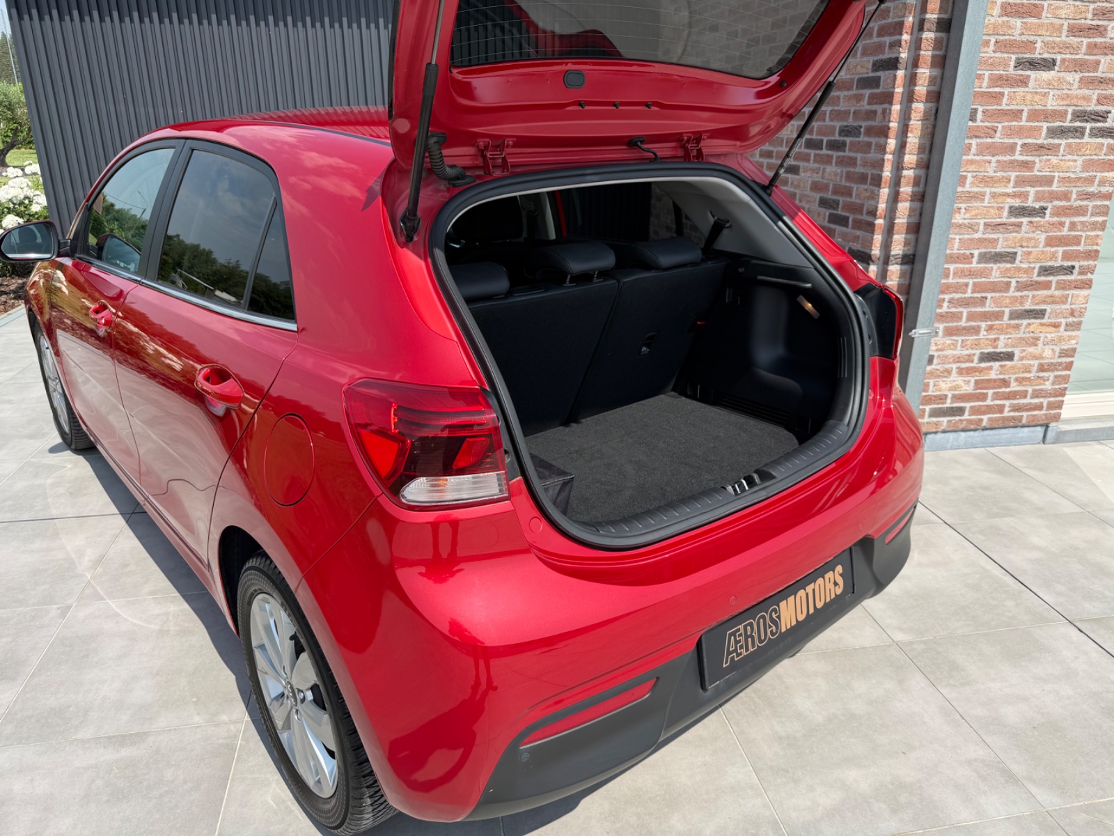 Kia Rio Gt-line (2021) - photo 6