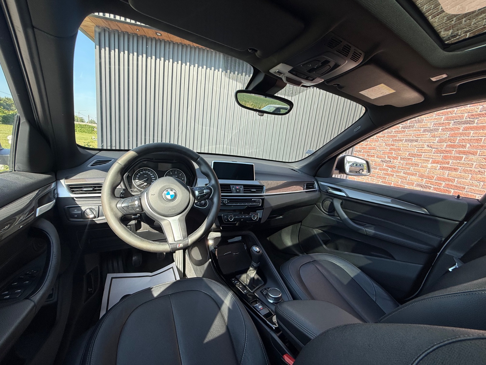BMW X1 xDrive18d X-Line (2016) - photo 4
