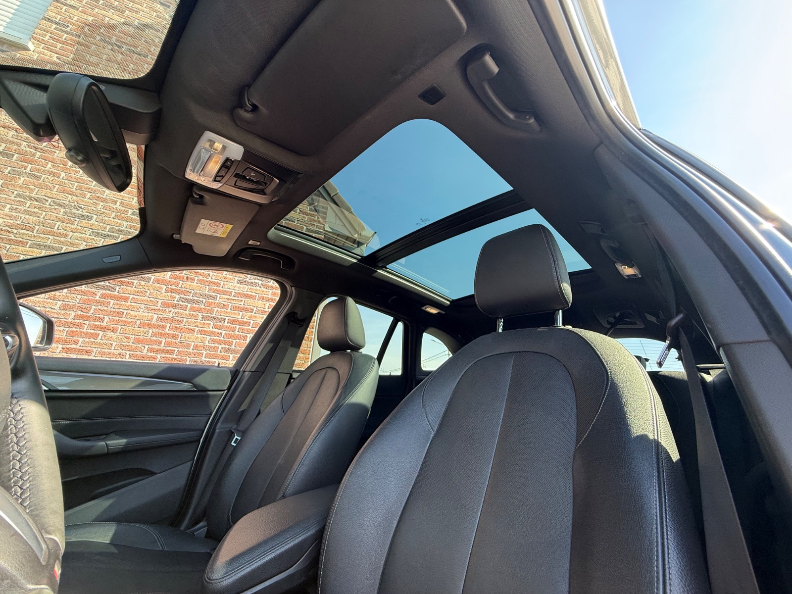 BMW X1 xDrive18d X-Line (2016) - photo 8