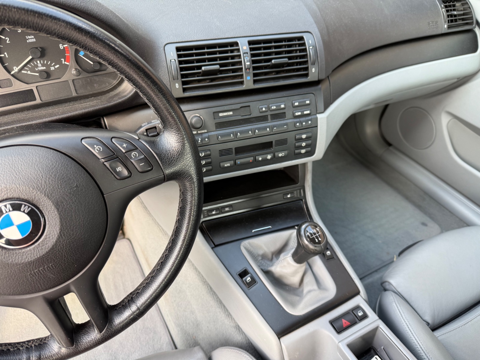 BMW Série 3 325 Ti E46 (2002) - photo 11