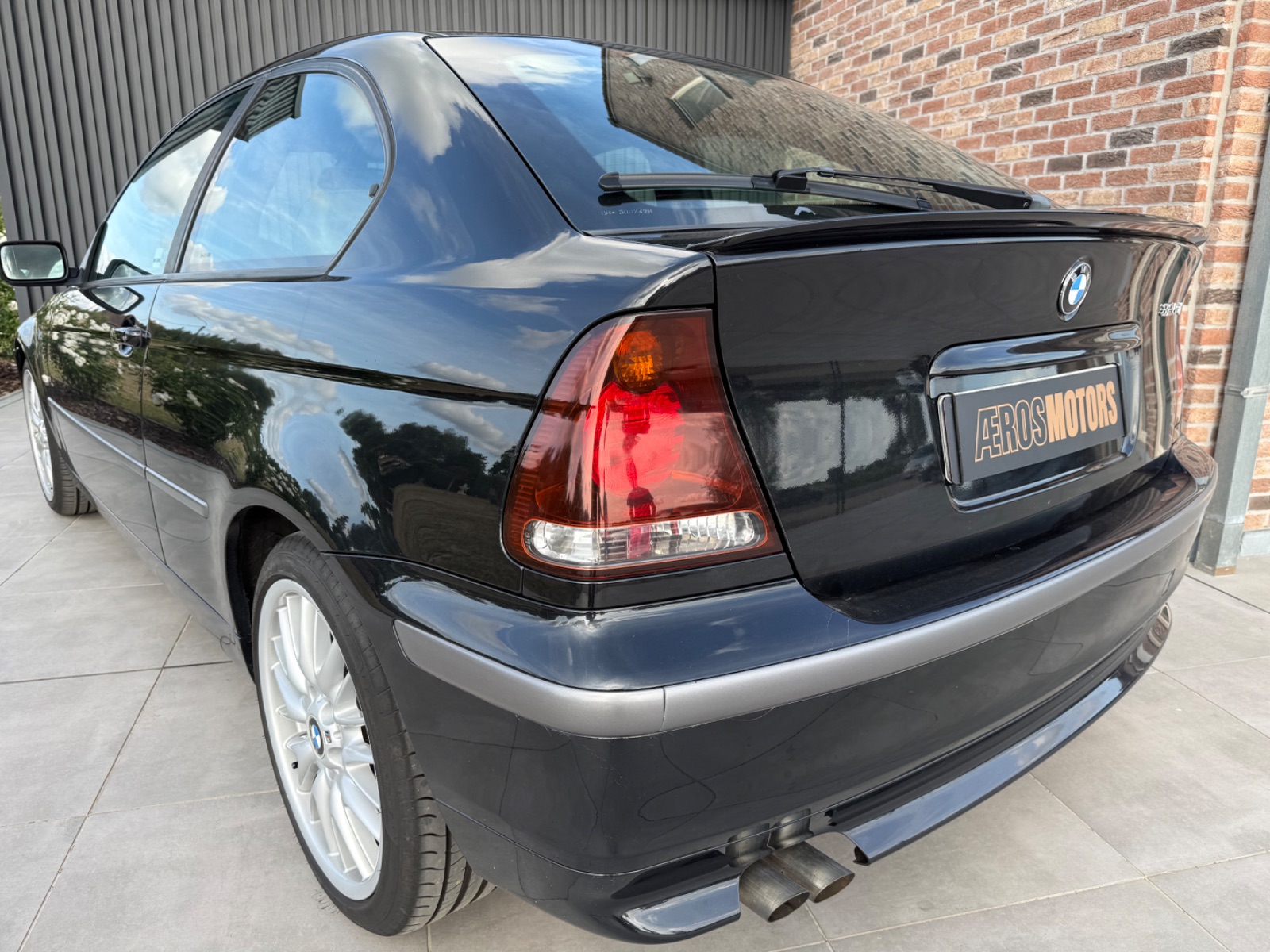 BMW Série 3 325 Ti E46 (2002) - photo 7