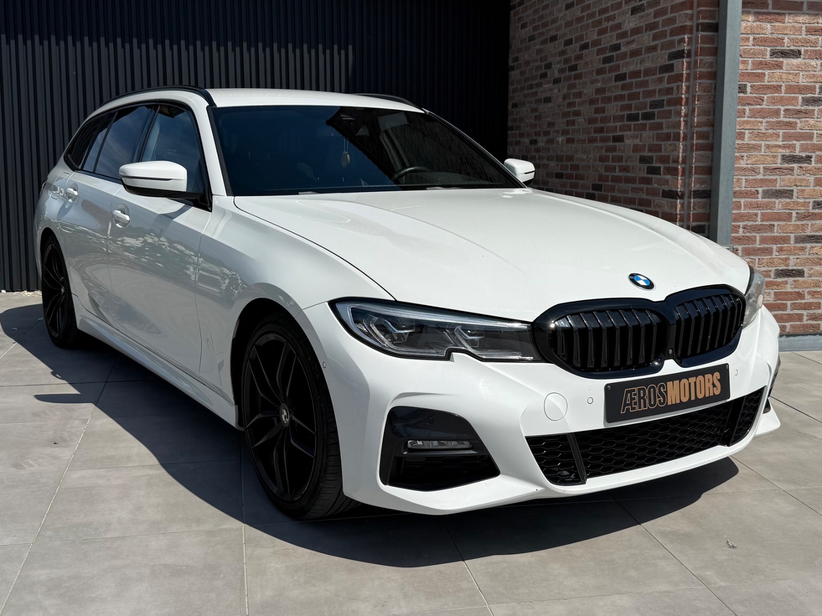 BMW Série 3 BMW 318i Touring G21 (2020) - photo 1