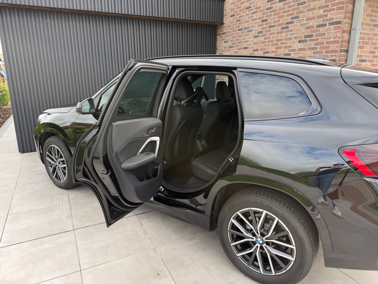 BMW X1 sDrive 18i M (2025) - photo 6