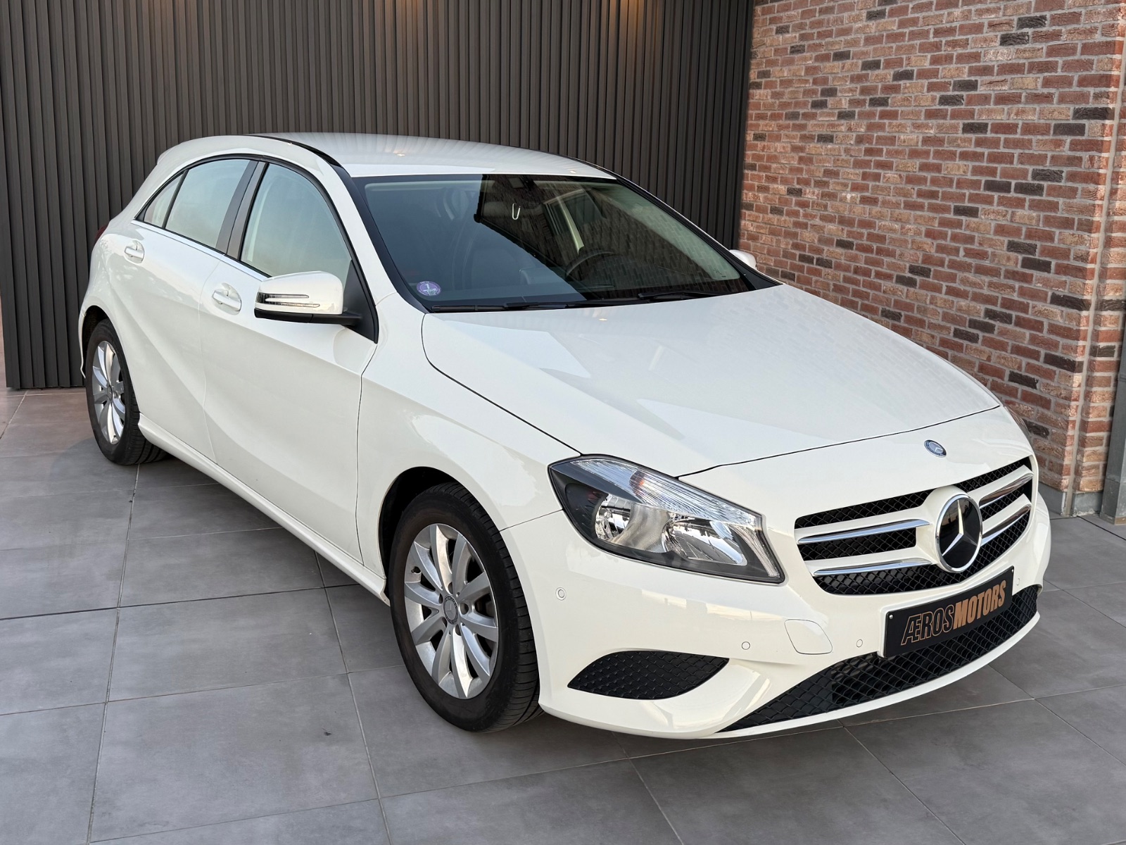 Mercedes-Benz A-Class 180 style (2013) - photo 1