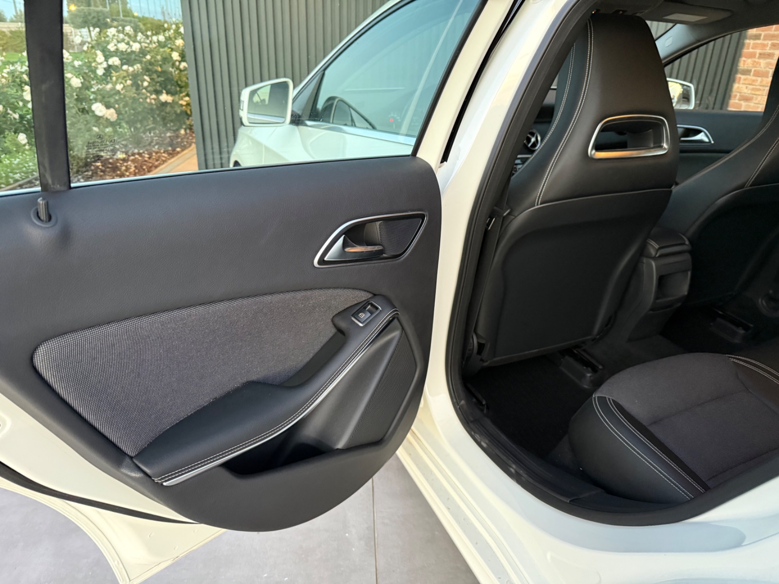 Mercedes-Benz A-Class 180 style (2013) - photo 11